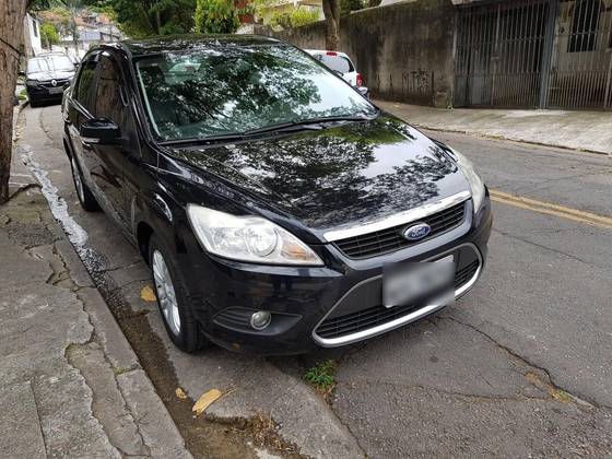 FORD FOCUS 2.0 GHIA 16V FLEX 4P AUTOMÁTICO